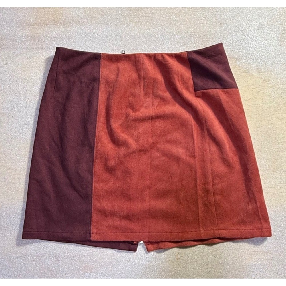 Altar'd State Colorblock Faux Suede Mini Skirt Zip Front XS NEW W/O Tags-2072